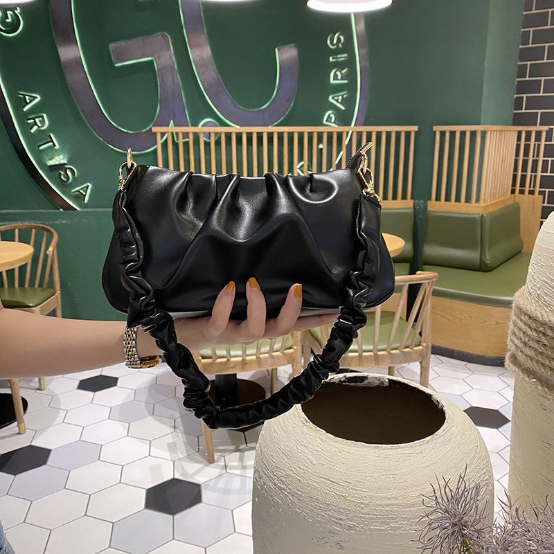 Túi xách nữ túi kẹp nách da cao cấp dáng chữ nhật dính kèm dây ngọc trai nhân tạo 1999store_official