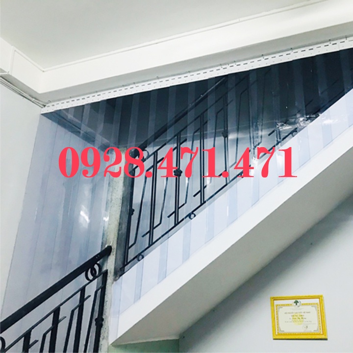 Rèm Cho Cửa Cao 1,7m Rèm PVC Ngăn Lạnh Bằng Nhựa Dẻo Trong Suốt. Độ Dày 1.5mm