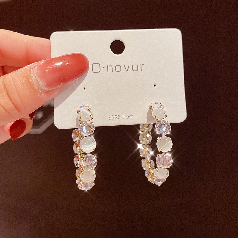 Khuyên Tai Hình Chữ C Đính Đá Thời Trang Cho Nữ