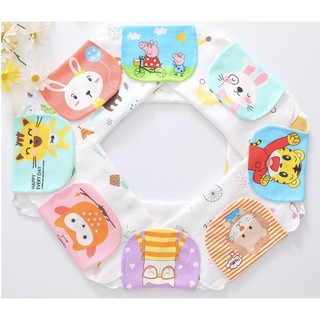 1 chiếc thấm mồ hôi lưng cho bé ( 24*32cm )