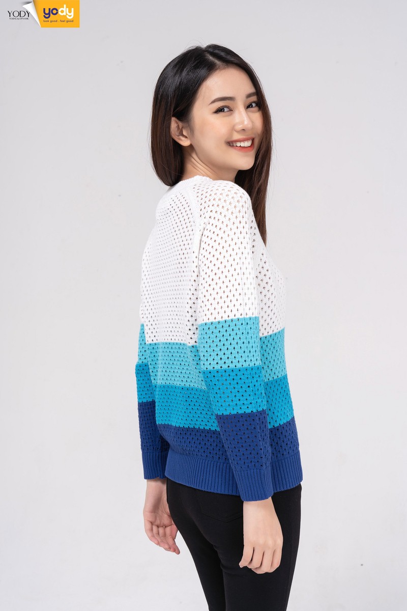 Áo Len Yody Nữ Lỗ Phối Kẻ | BigBuy360 - bigbuy360.vn