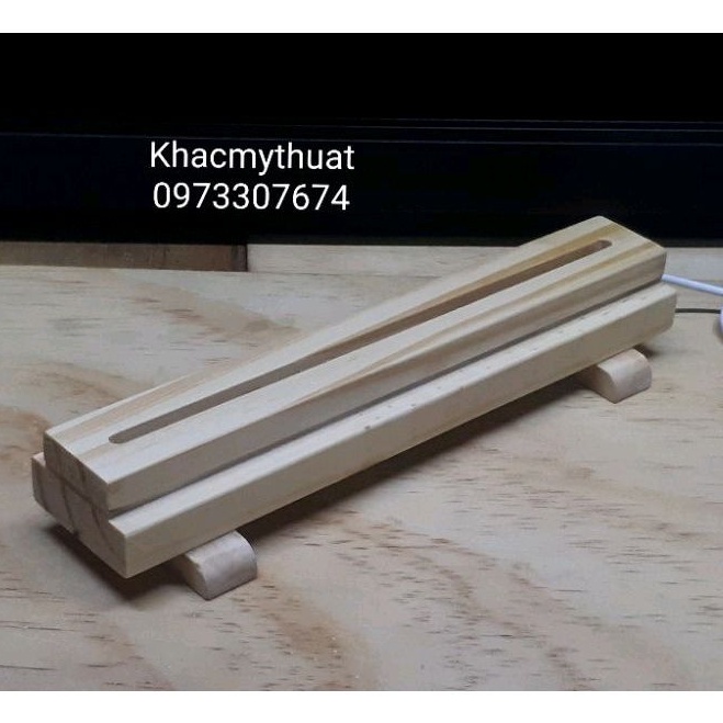 Đế đèn led gỗ Chân Dài