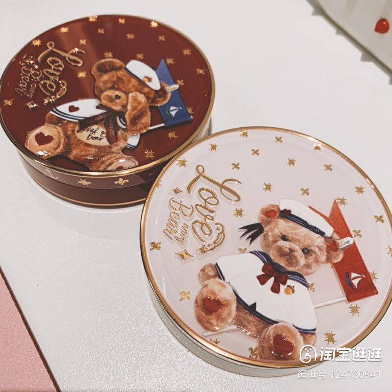 Phấn nén phấn phủ gấu Love bear Flowers knows