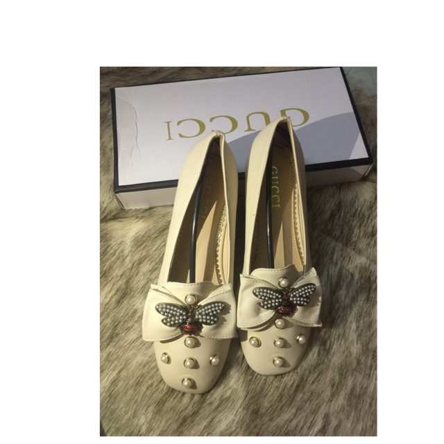 Bệt gucci ong đá