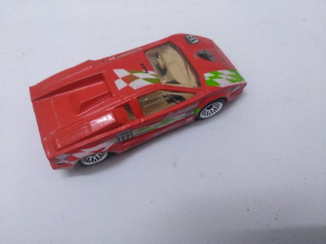 Xe Hotwheels Lamborghini Countach number 12