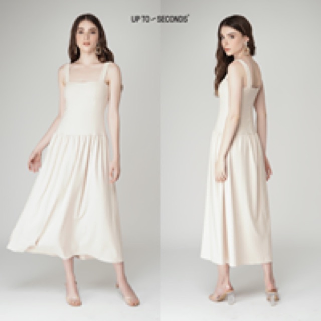 Váy Up To second, size S, màu be, còn tag