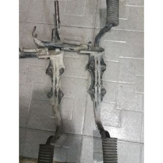 Gát chân máy rs hay ws hay wa rin rã xe.