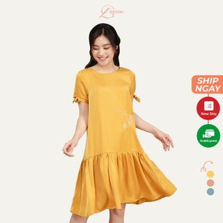 Đầm bầu đẹp Delia Dress chất lụa mềm mát cùng họa tiết thêu hoa phù hợp mặc đi làm by LAMME