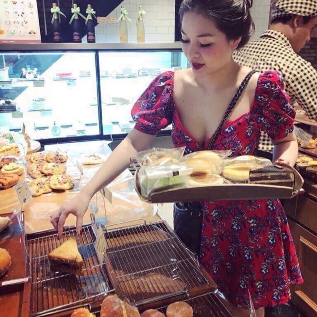 Váy hoa mini Boohoo UK6