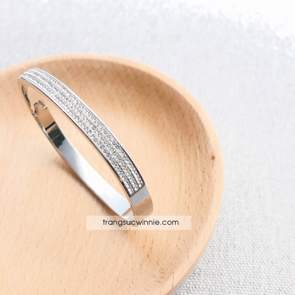 Vòng tay nữ titan Diamond Line B