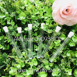 Ống nhựa đựng chổi chải mi