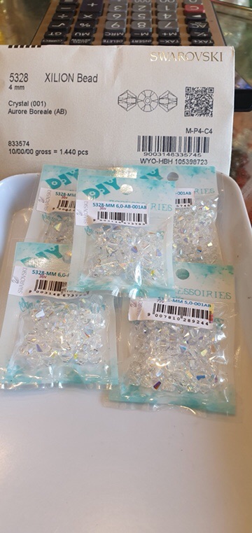 Bán lẻ hạt pha lê Swarovski hình nón 3li, 4li, 5li, 6li