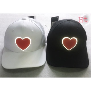 Mũ lưỡi trai hiphop trái tim đỏ viền phản quảng phát sáng