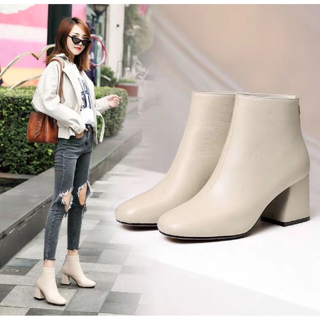 Bốt da lỳ gót vuông 7p dáng trơn mã A1/8257 | BigBuy360 - bigbuy360.vn