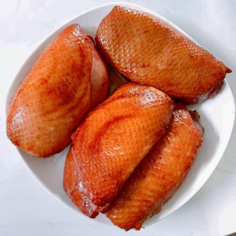 Lườn ngỗng hun khói. 1 miếng