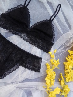 [ẢNH THẬT] SET BRALETTE ĐEN CÀI TRƯỚC - Thiết Kế Cao Cấp