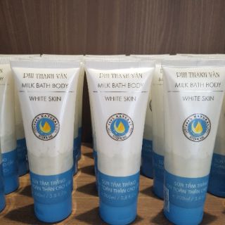 Sữa tắm trắng da mịn màng Phi Thanh vân