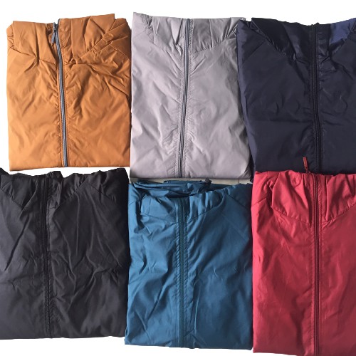 Áo khoác dù nam chống thấm chuyển đổi thành balo sành điệu | BigBuy360 - bigbuy360.vn