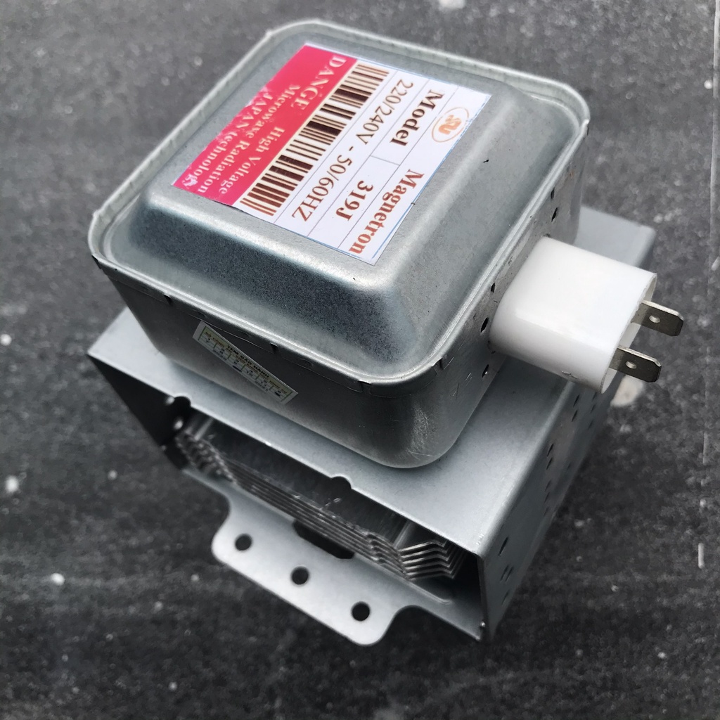 Đèn Lò Vi Sóng Chân Liền Lệch Hướng Loại Nhỏ Và Lớn