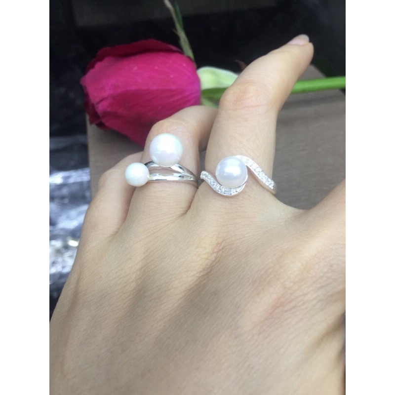 Nhẫn lá ôm quả cầu trắng đá nhân tạo bạc ta