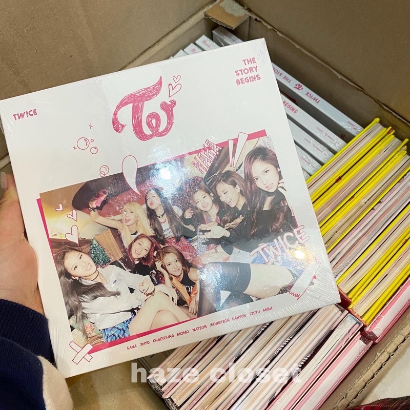 [Mã LIFEB04ALL giảm 10% tối đa 15K đơn 0Đ] Album Twice The Story Begins Nguyên Seal