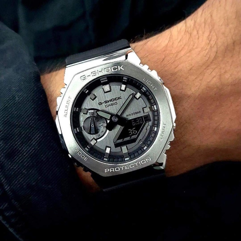 ĐỒNG HỒ NAM CHÍNH HÃNG Casio Gshock GM-2100-1A Quartz Silver Case & Dial Black Silicone Strap For Me