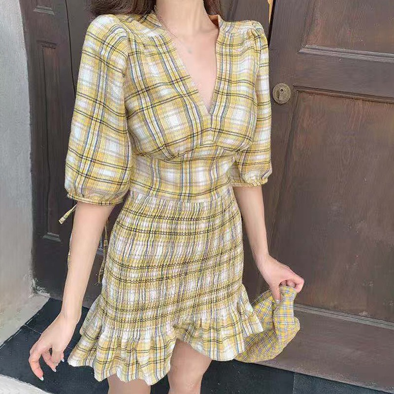 Đầm tay phồng ngắn cổ chữ V ôm dáng họa tiết sọc caro thời trang quyến rũ cho nữ