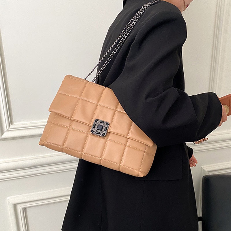 Túi Đeo Vai Một Dây Xích Có Khóa Hình Thoi Cổ Điển Dành Cho Bạn Nữ