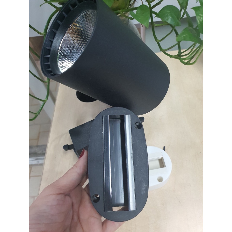 ĐẾ ĐÈN RỌI RAY - ĐẾ NGỒI DÙNG CHO ĐÈN RAY RB LIGHTING