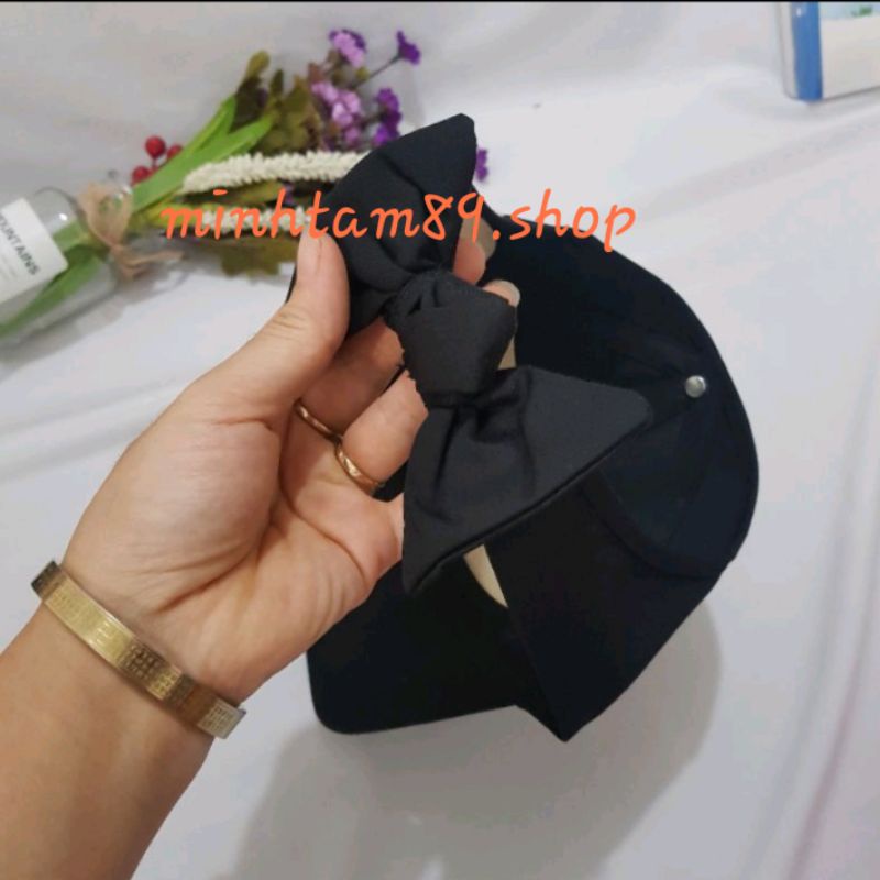 Mũ Lưỡi Trai hở đầu siêu đẹp của Yến Dương