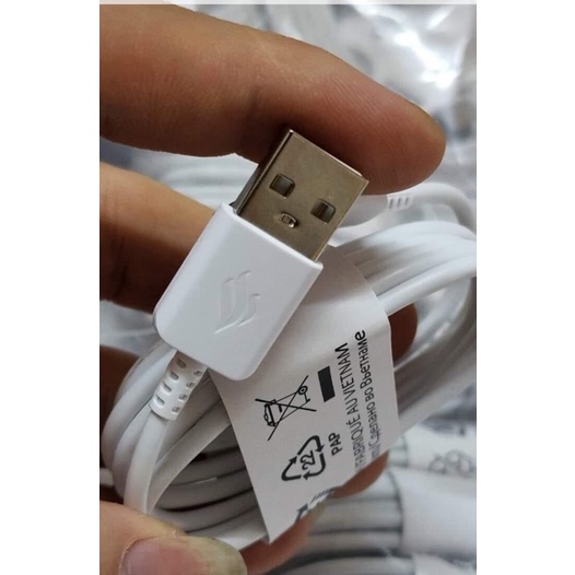 Củ sạc Vsmart 5V- 1A, cáp sạc tuýp C Vsmart chính hãng