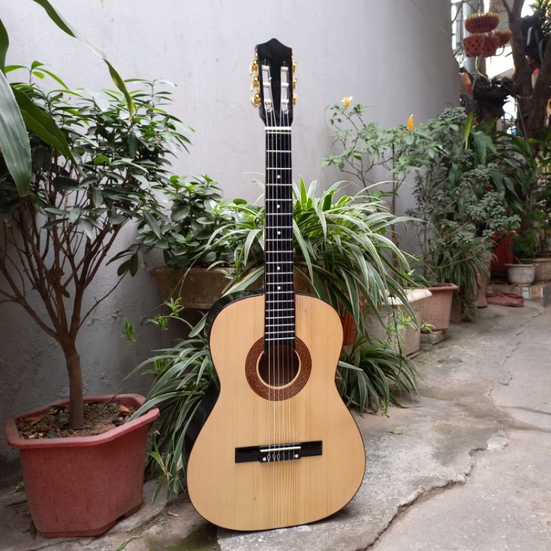 Đàn guitar classic S45 gỗ thông full phụ kiện. guitar tập chơi tại xưởng sản xuất