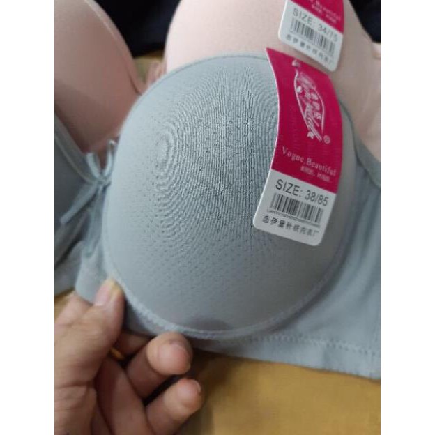 Áo lót ngang ngực ,thông hơi có đệm nhẹ ,