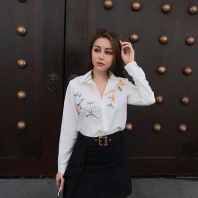 Áo sơ mi thêu hoa