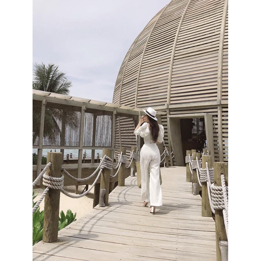 Áo peplum cổ vuông tay rút màu trắng siêu dễ thương