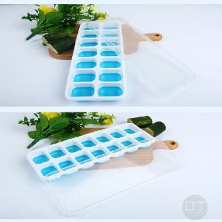 Khay làm đá bi B bằng silicon có nắp đậy