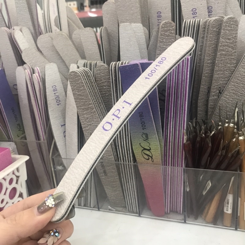 Dũa móng tay OPI viền đen