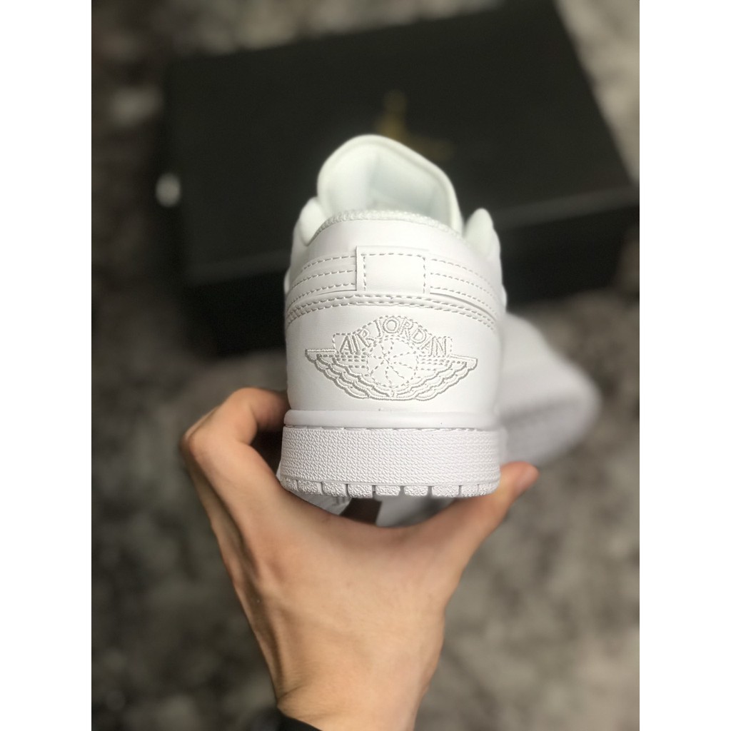 [KELLY SNEAKERS] Giày Thể Thao Sneaker Jordan 1 Low TripleWhite - Bản Cao Cấp (Ảnh Thật + Hàng Sẵn)