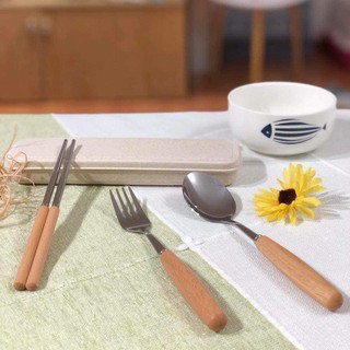 Bộ thìa dĩa gỗ cán sồi cao cấp bằng inox chống gỉ cán gỗ tặng kèm hộp đựng