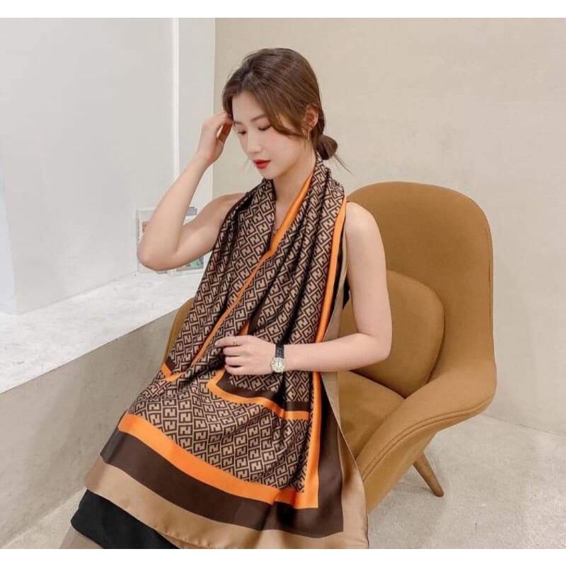 Khăn choàng họa tiết thời trang 90 x 180cm