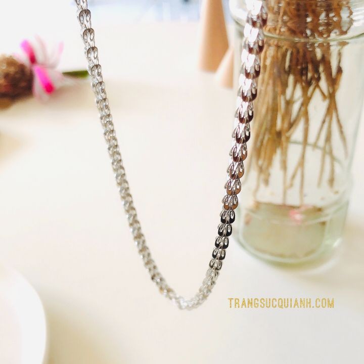 Dây chuyền titan đuôi phụng sang chảnh