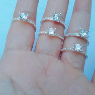 Nhẫn bạc ta nữ