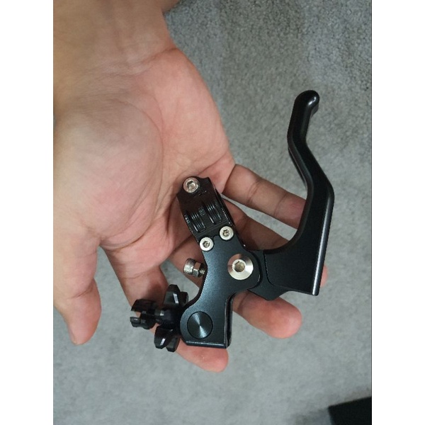 Tay côn CNC STUNNER Black sử dụng cho mọi dòng xe hiện tại.