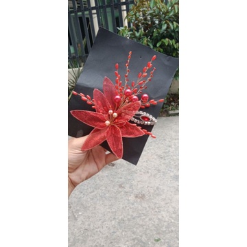 cài tóc cô dâu xinh