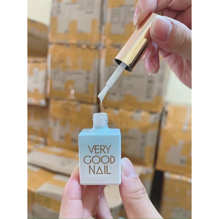 Sơn móng tay, sơn nứt Very good màu đen, trắng  15ml