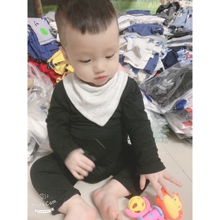 Yếm cổ bé trai bé gái