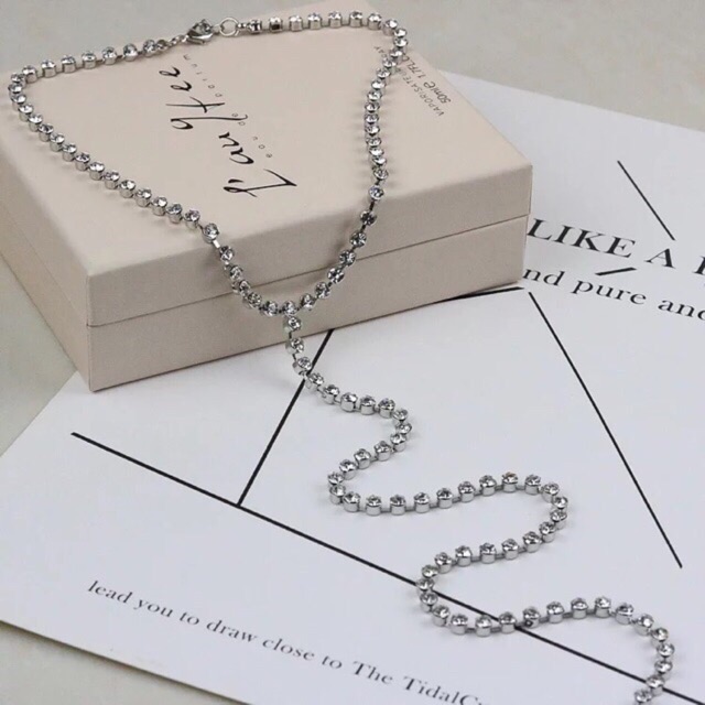 Vòng chocker đá sáng long lanh mẫu tháng 01