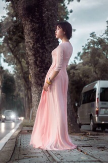 Áo hồng 4 tà kèm quần