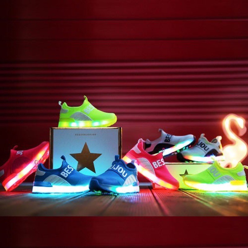 Giày đèn led Besson Joujou