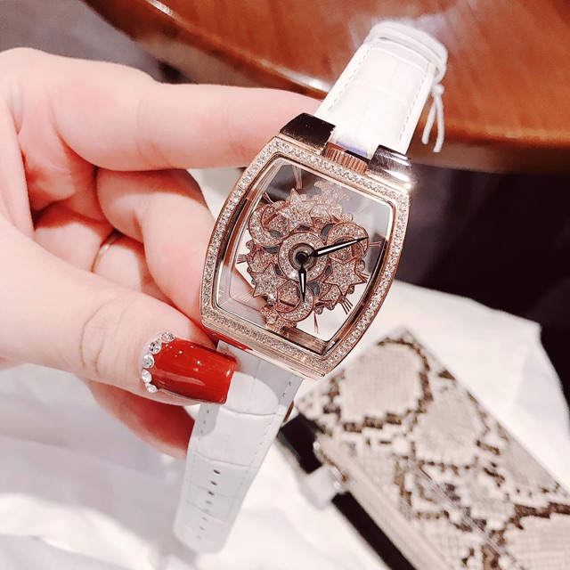 Đồng hồ nữ DAVENA nội địa Mỹ mặt xoay cực độc đáo